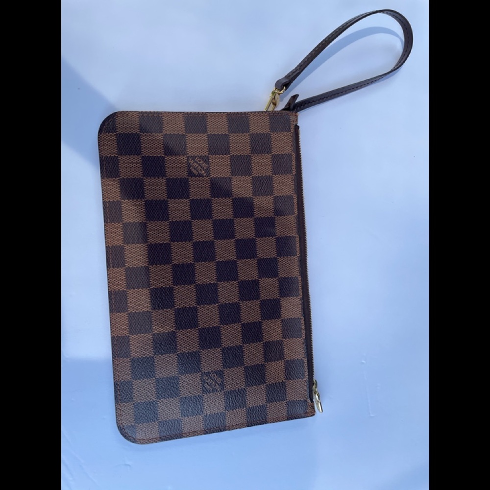 Never full pochette Damier Ebene